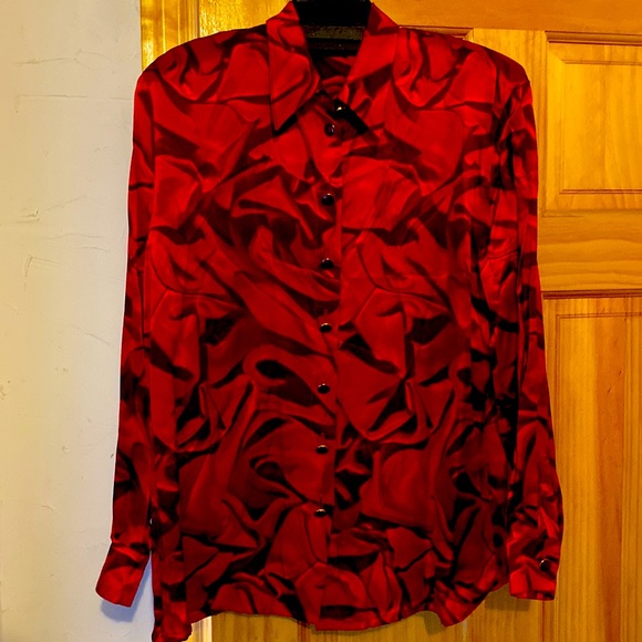 Escada 💯Silk Stunning Red Print Gorgeous Buttons ButtonDown ShirtMade InGermany